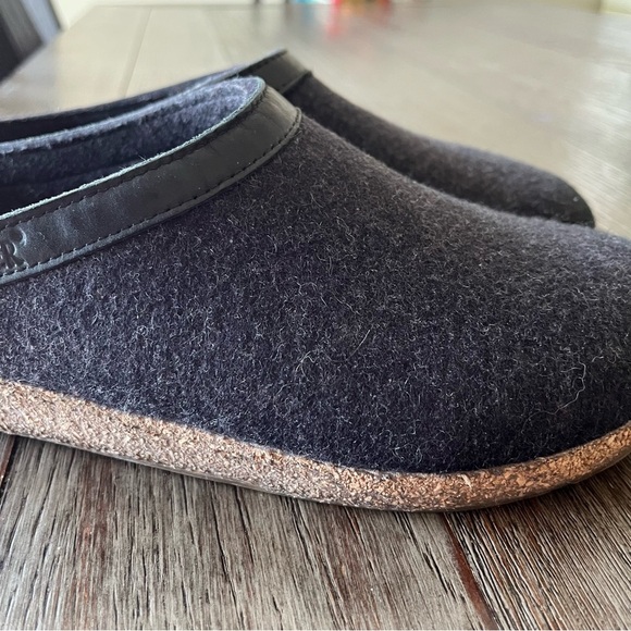 Haflinger Gray Wool Felt Slippers Size 41 - Picture 3 of 9